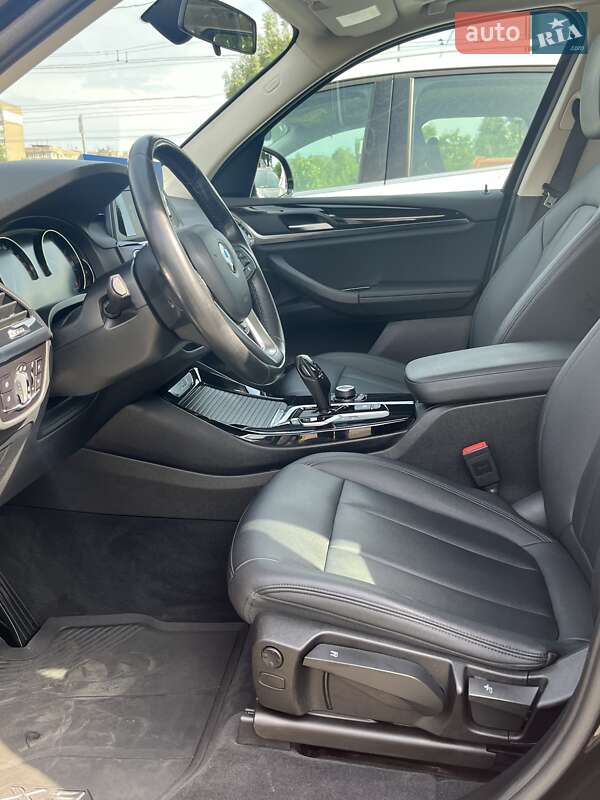 Внедорожник / Кроссовер BMW X3 2018 в Киеве фото 27 Внедорожник / Кроссовер BMW X3 2018 в Киеве
