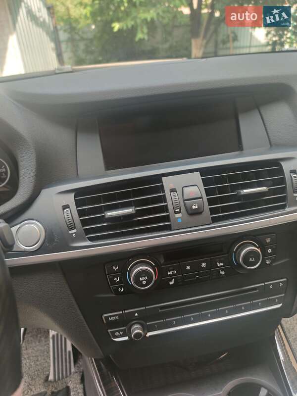 Позашляховик / Кросовер BMW X3 2011 в Житомирі