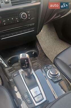 Внедорожник / Кроссовер BMW X3 2011 в 