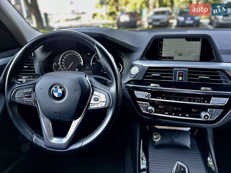 Внедорожник / Кроссовер BMW X3 2019 в Харькове
