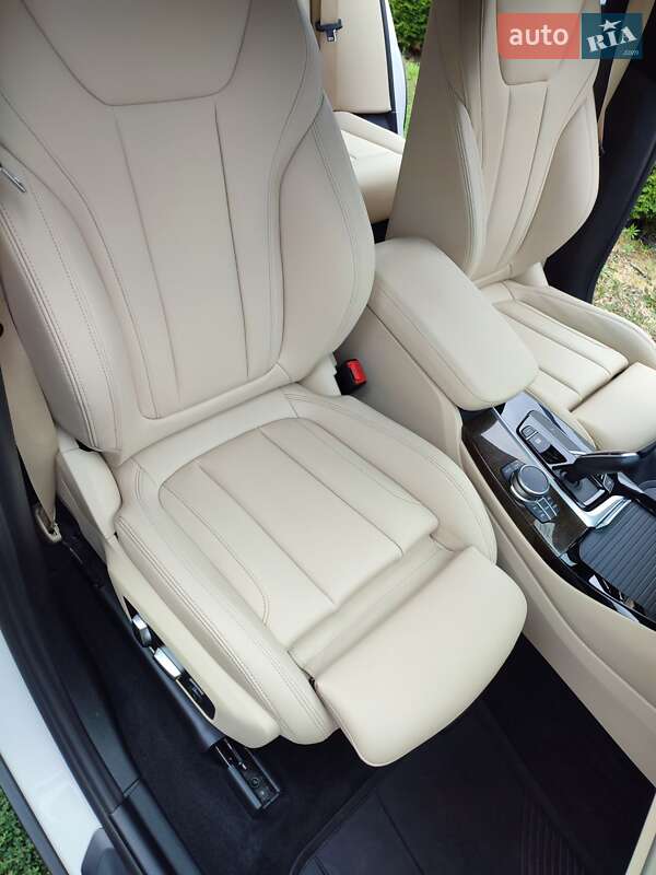 Внедорожник / Кроссовер BMW X3 2019 в Кропивницком