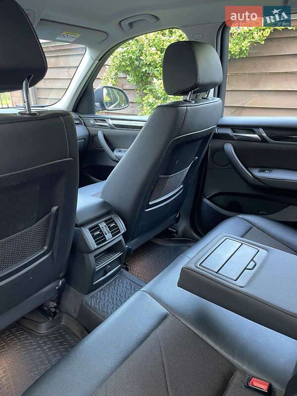 Внедорожник / Кроссовер BMW X3 2016 в Киеве