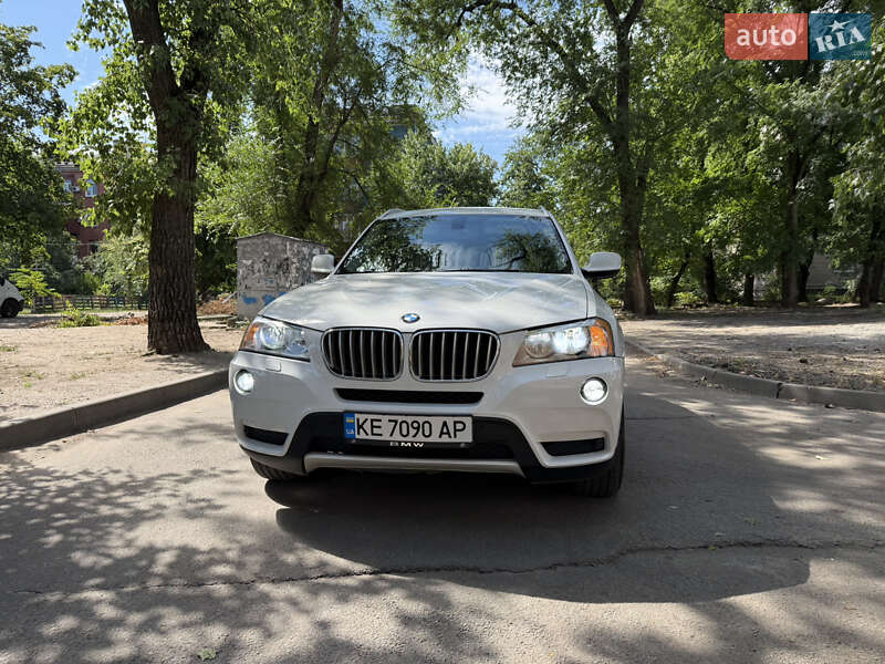 Позашляховик / Кросовер BMW X3 2014 в 