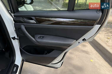Позашляховик / Кросовер BMW X3 2014 в 
