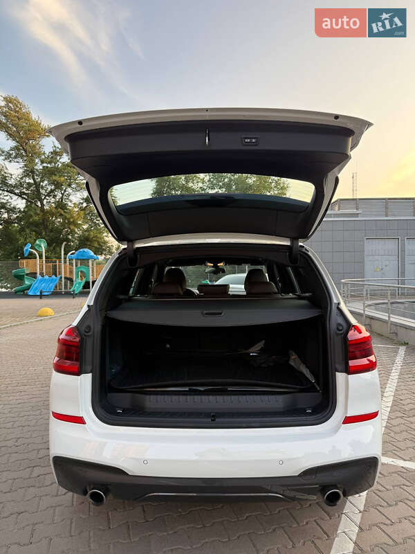 Внедорожник / Кроссовер BMW X3 2018 в Киеве