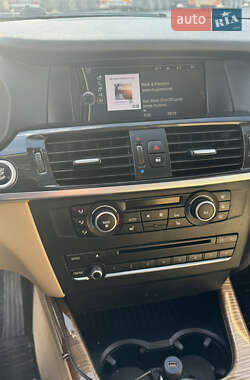Позашляховик / Кросовер BMW X3 2012 в 