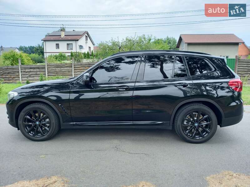 Внедорожник / Кроссовер BMW X3 2018 в Киеве