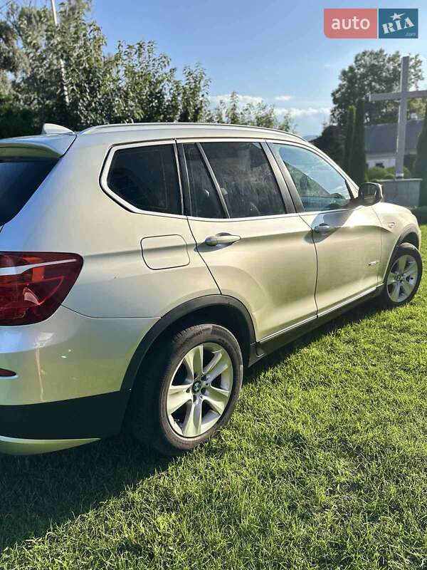 Внедорожник / Кроссовер BMW X3 2011 в Тересве