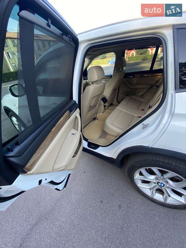 Внедорожник / Кроссовер BMW X3 2012 в Каменском