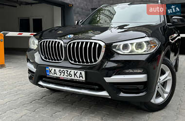 Внедорожник / Кроссовер BMW X3 2021 в Киеве
