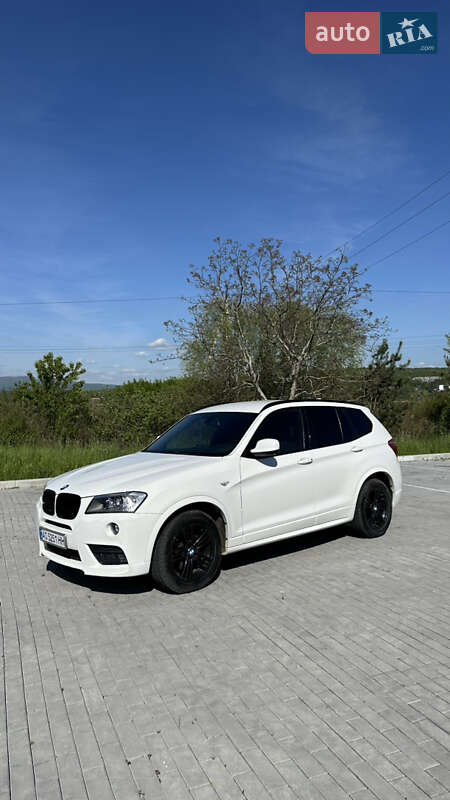 Внедорожник / Кроссовер BMW X3 2013 в Ужгороде