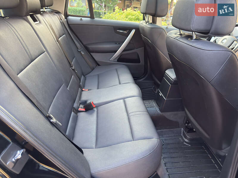 Внедорожник / Кроссовер BMW X3 2010 в Ивано-Франковске