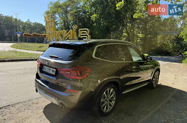 Внедорожник / Кроссовер BMW X3 2019 в 