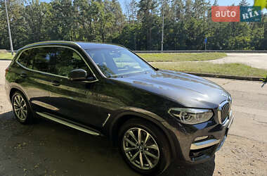 Внедорожник / Кроссовер BMW X3 2019 в 