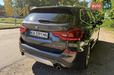 Внедорожник / Кроссовер BMW X3 2019 в 