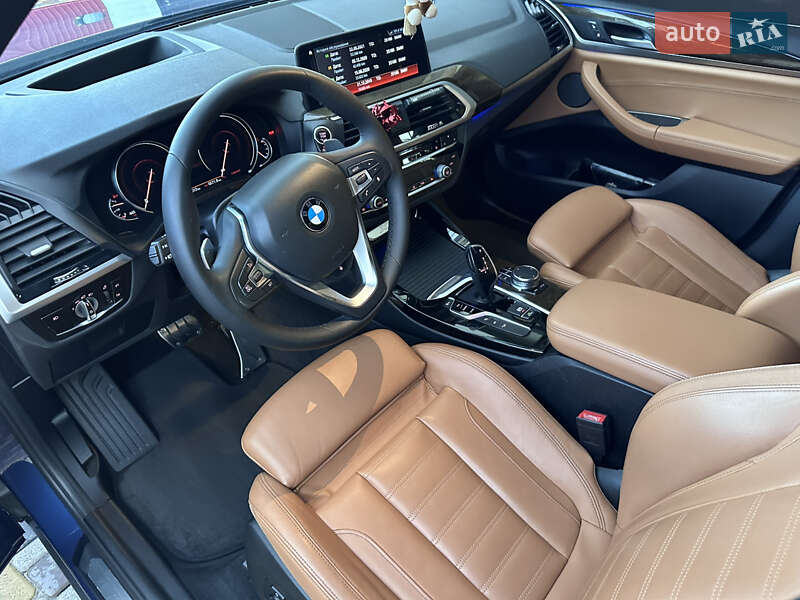 Внедорожник / Кроссовер BMW X3 2018 в Сумах