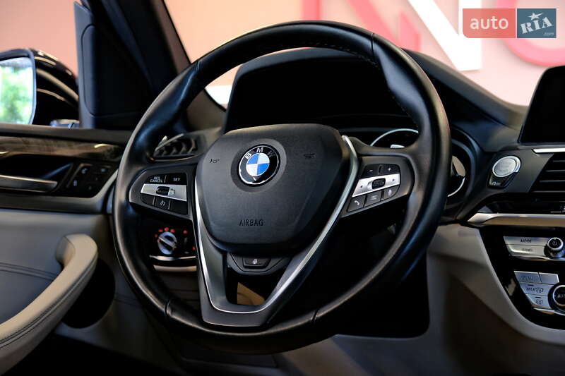 Внедорожник / Кроссовер BMW X3 2020 в Одессе