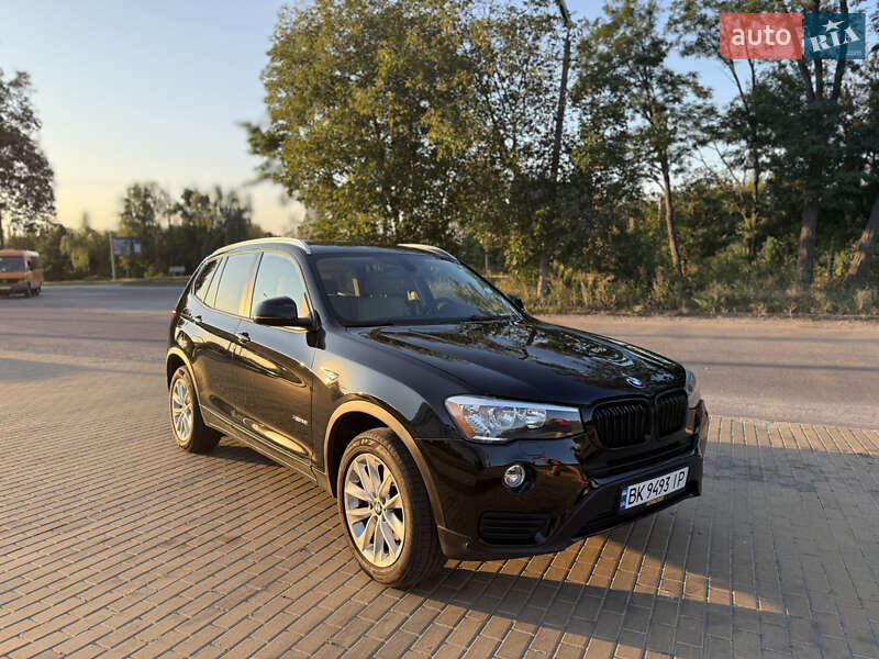 Внедорожник / Кроссовер BMW X3 2015 в Ровно
