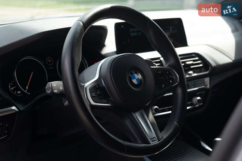 Внедорожник / Кроссовер BMW X3 2018 в Киеве