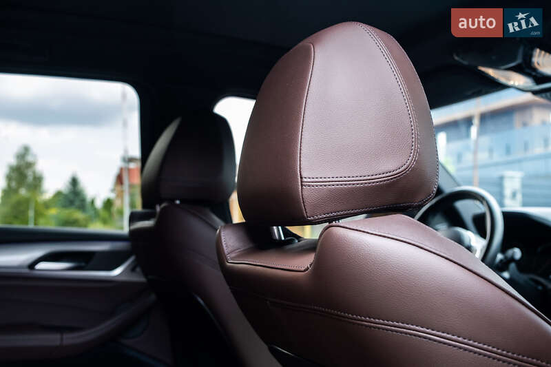 Внедорожник / Кроссовер BMW X3 2018 в Киеве