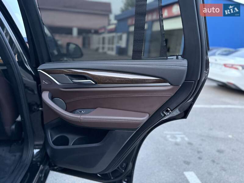 Позашляховик / Кросовер BMW X3 2018 в Києві фото 33 Позашляховик / Кросовер BMW X3 2018 в Києві