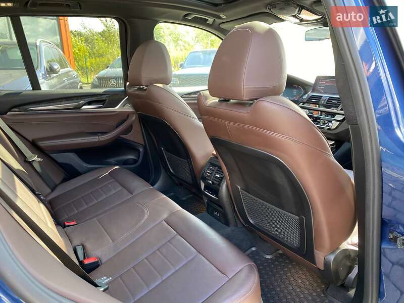 Внедорожник / Кроссовер BMW X3 2020 в Львове