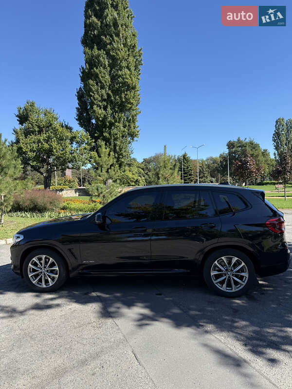 Внедорожник / Кроссовер BMW X3 2018 в Кременчуге