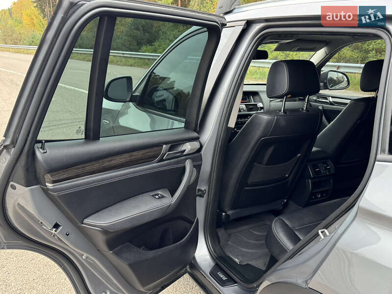 Внедорожник / Кроссовер BMW X3 2015 в Ковеле