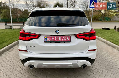 Внедорожник / Кроссовер BMW X3 2019 в 