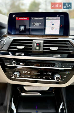 Внедорожник / Кроссовер BMW X3 2019 в 