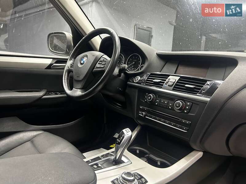Позашляховик / Кросовер BMW X3 2012 в Чернівцях