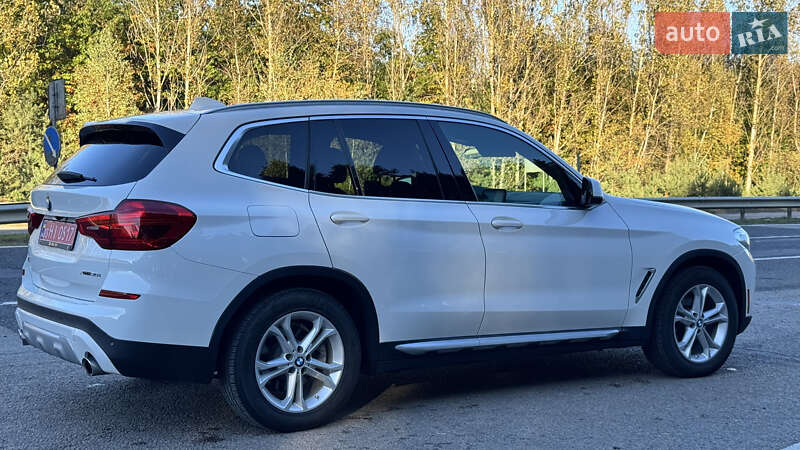 Внедорожник / Кроссовер BMW X3 2019 в Ковеле