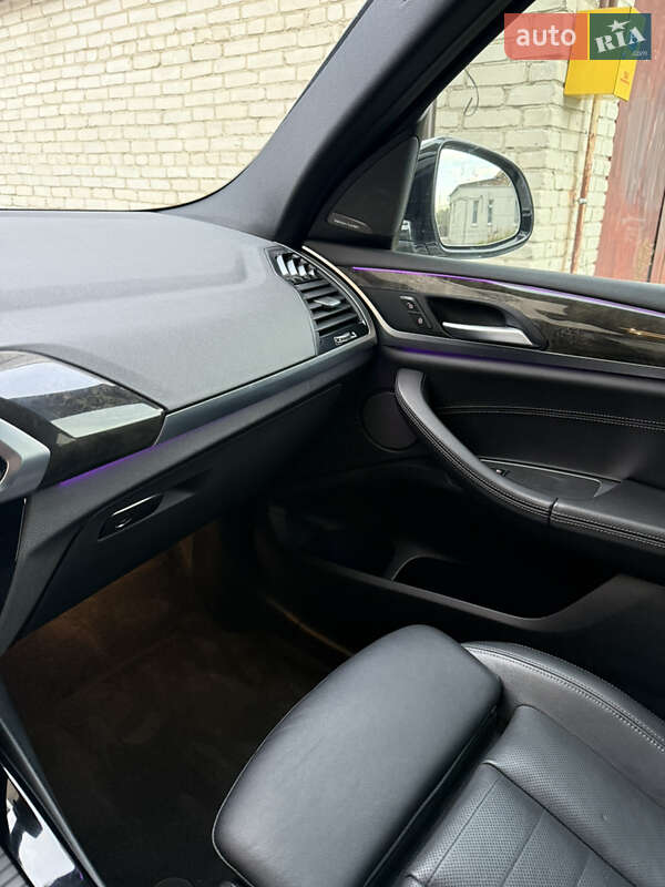 Внедорожник / Кроссовер BMW X3 2018 в Львове