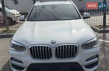 Внедорожник / Кроссовер BMW X3 2018 в 