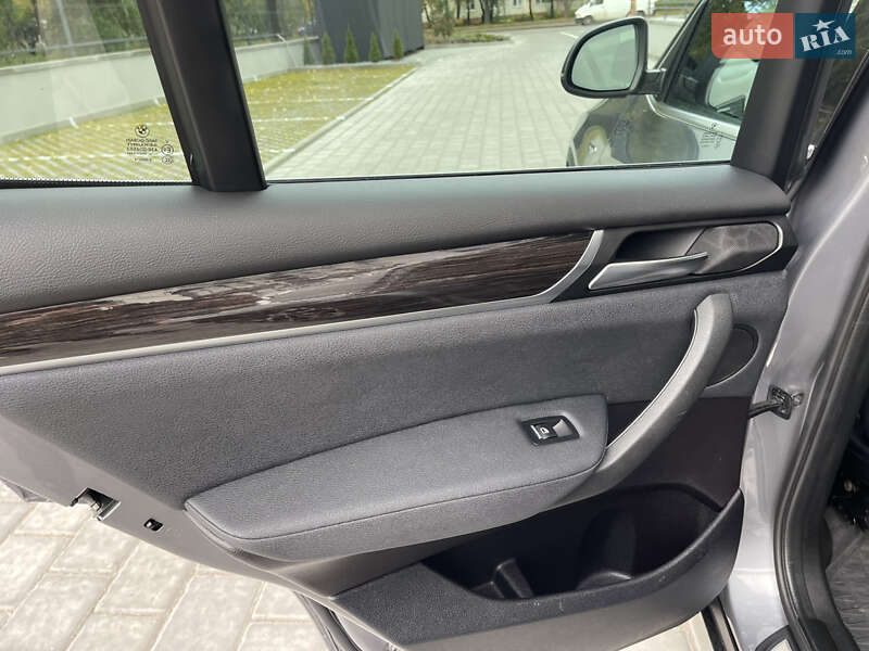 Внедорожник / Кроссовер BMW X3 2015 в Ровно