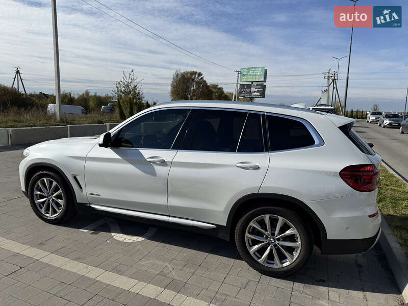 Внедорожник / Кроссовер BMW X3 2018 в Львове