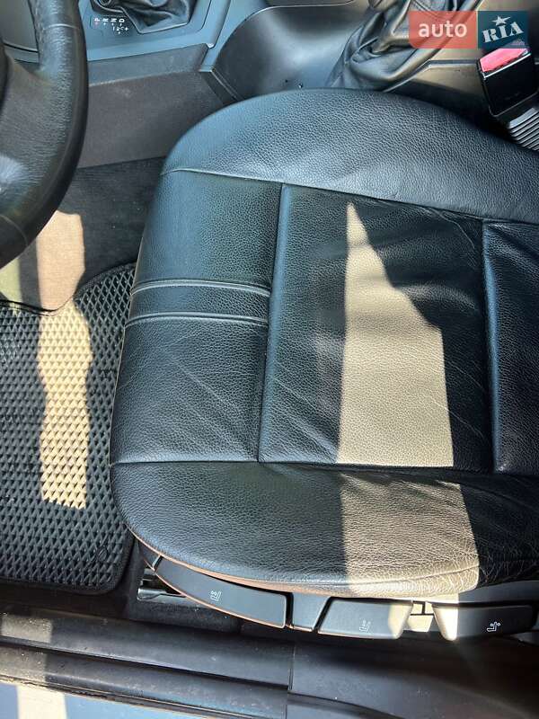 Внедорожник / Кроссовер BMW X3 2004 в Черновцах