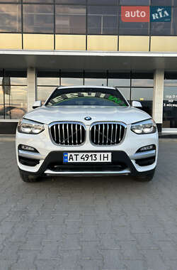 Внедорожник / Кроссовер BMW X3 2018 в 