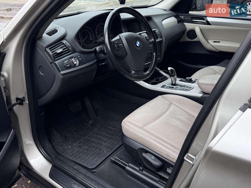 Внедорожник / Кроссовер BMW X3 2013 в Киеве