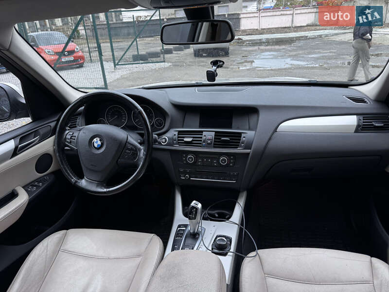 Внедорожник / Кроссовер BMW X3 2013 в Киеве