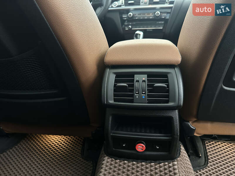 Внедорожник / Кроссовер BMW X3 2014 в Киеве