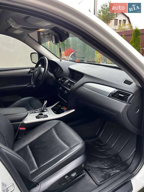 Внедорожник / Кроссовер BMW X3 2013 в Славуте