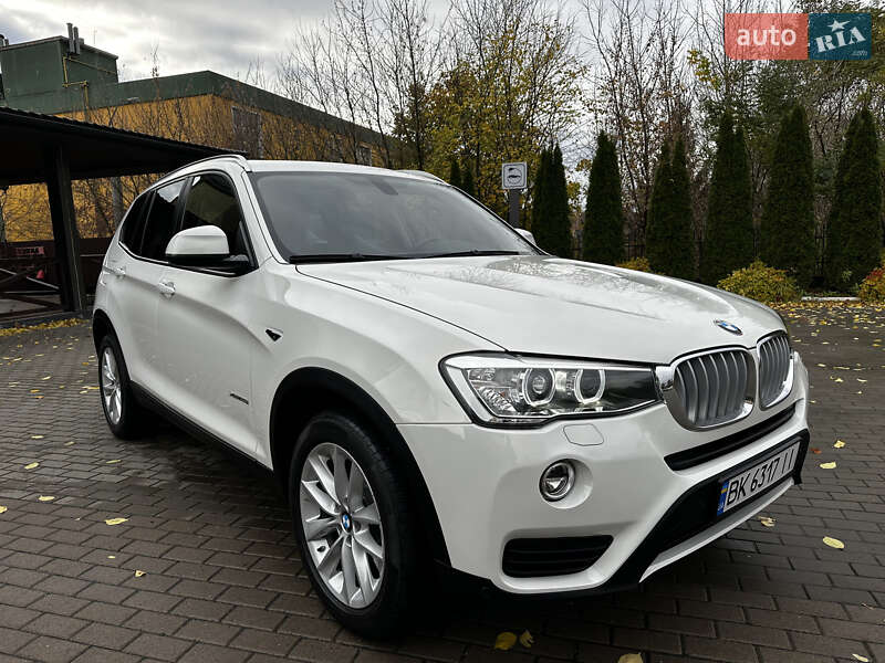 Внедорожник / Кроссовер BMW X3 2015 в Ровно