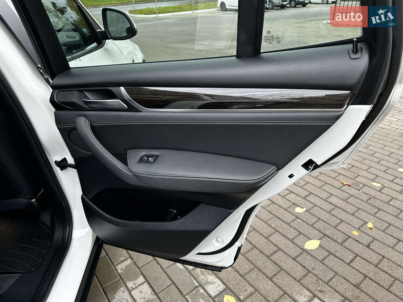 Внедорожник / Кроссовер BMW X3 2015 в Ровно