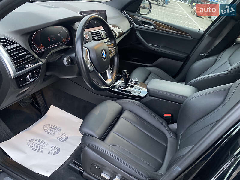 Внедорожник / Кроссовер BMW X3 2020 в Луцке