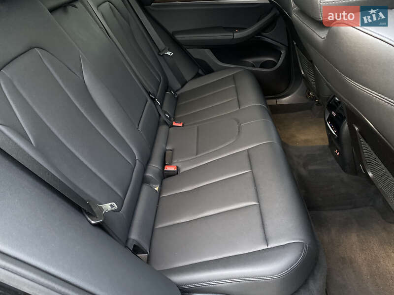 Внедорожник / Кроссовер BMW X3 2020 в Луцке