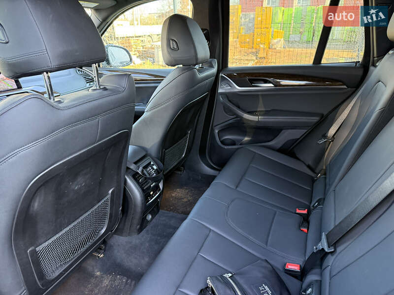 Внедорожник / Кроссовер BMW X3 2019 в Новояворовске фото 13 Внедорожник / Кроссовер BMW X3 2019 в Новояворовске