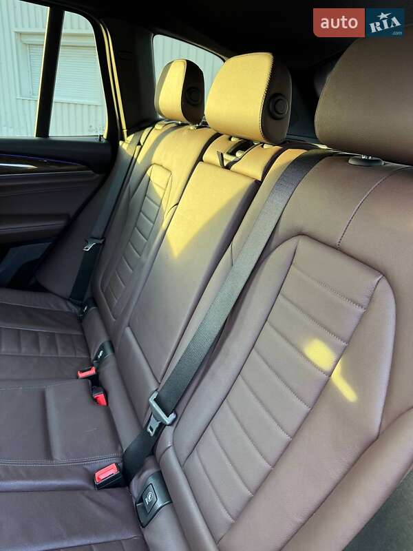 Внедорожник / Кроссовер BMW X3 2017 в Кременчуге