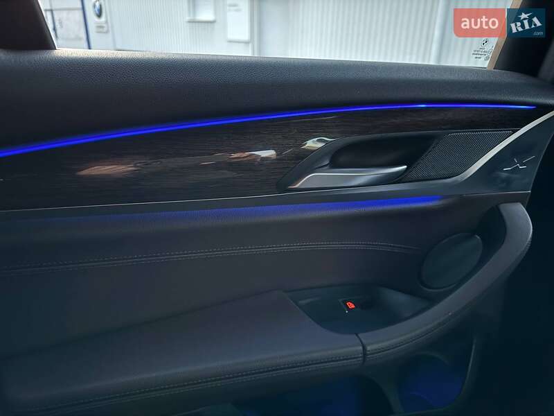 Внедорожник / Кроссовер BMW X3 2017 в Кременчуге