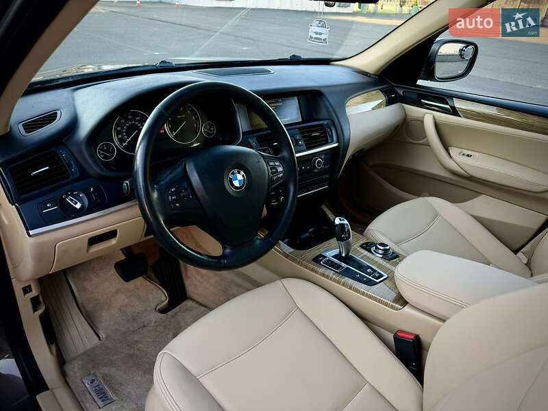 Внедорожник / Кроссовер BMW X3 2013 в Киеве